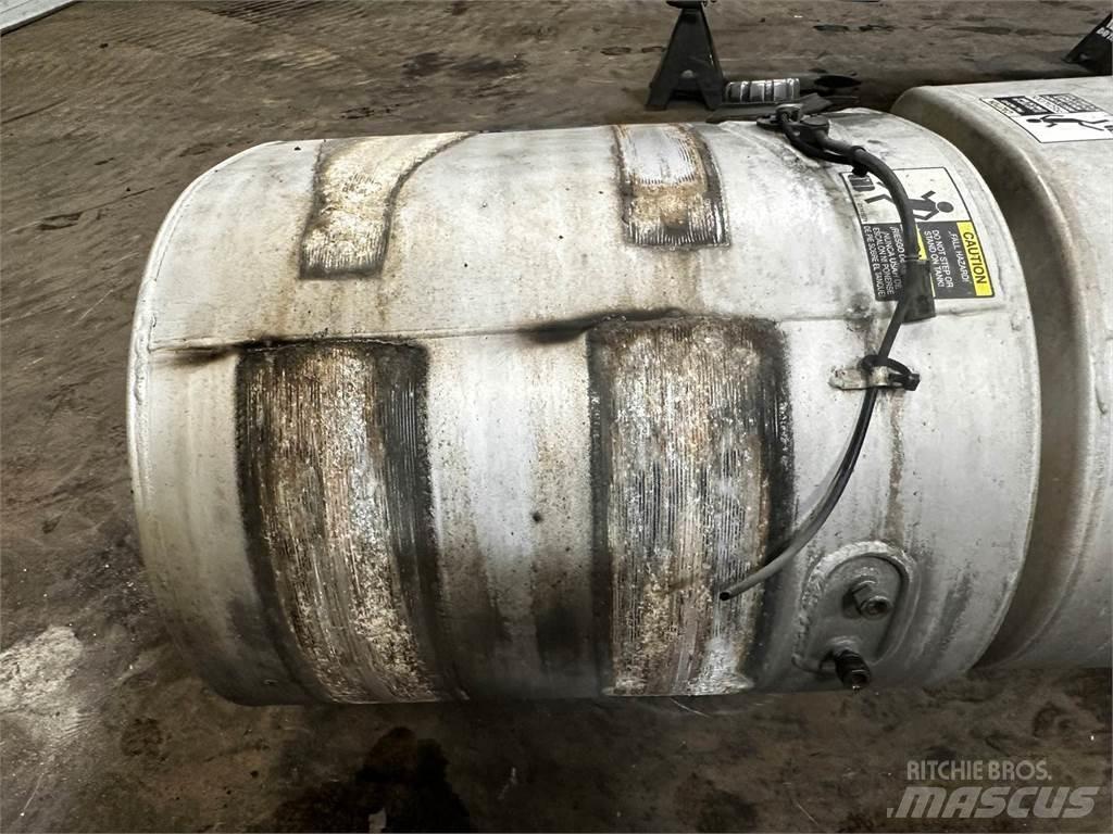 Volvo VNL Säiliöautot