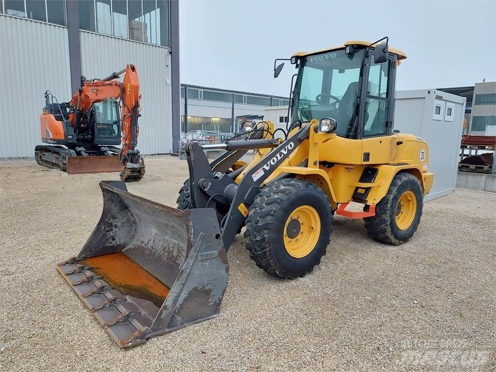 Volvo L30G Pyöräkuormaajat