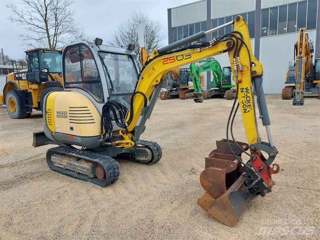 Wacker Neuson 2503RD Telakaivukoneet