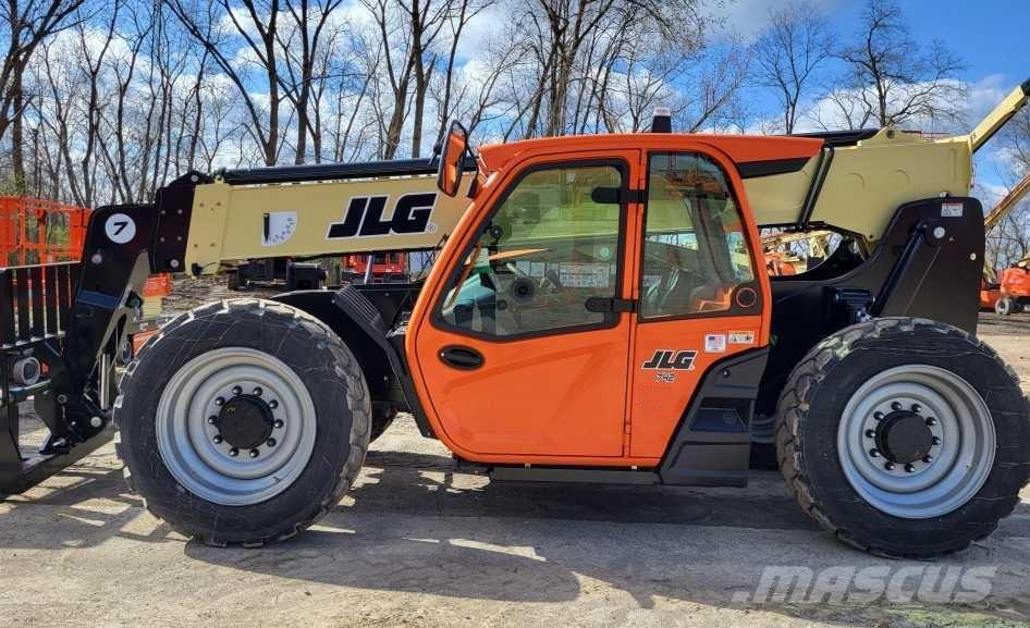 JLG 742 Kurottajat