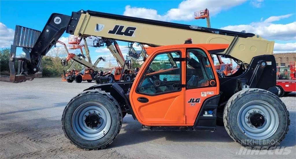 JLG 943 Kurottajat