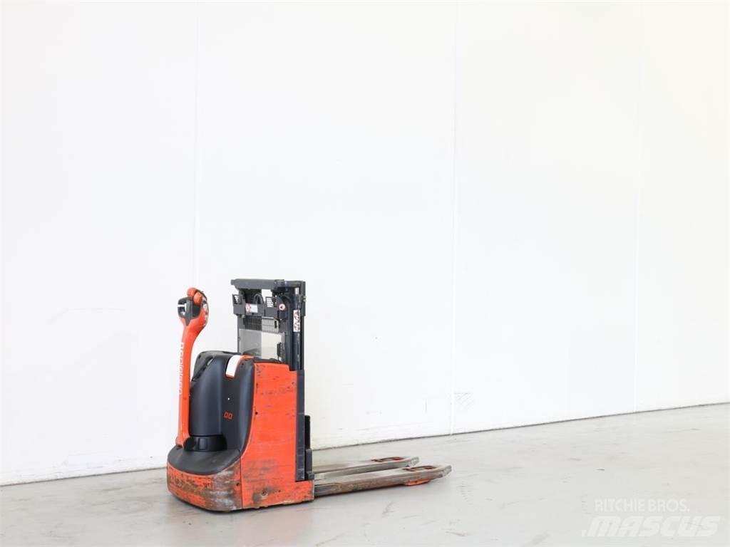 Linde D08/1160 Käyden ajettavat pinoamistrukit