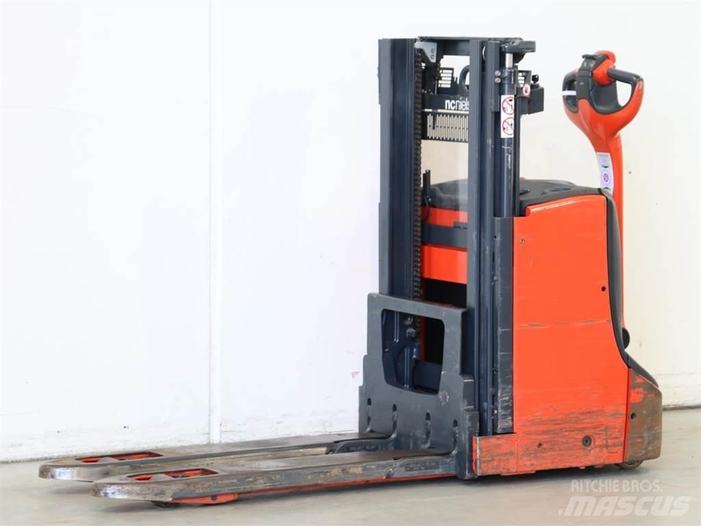 Linde D08/1160 Käyden ajettavat pinoamistrukit