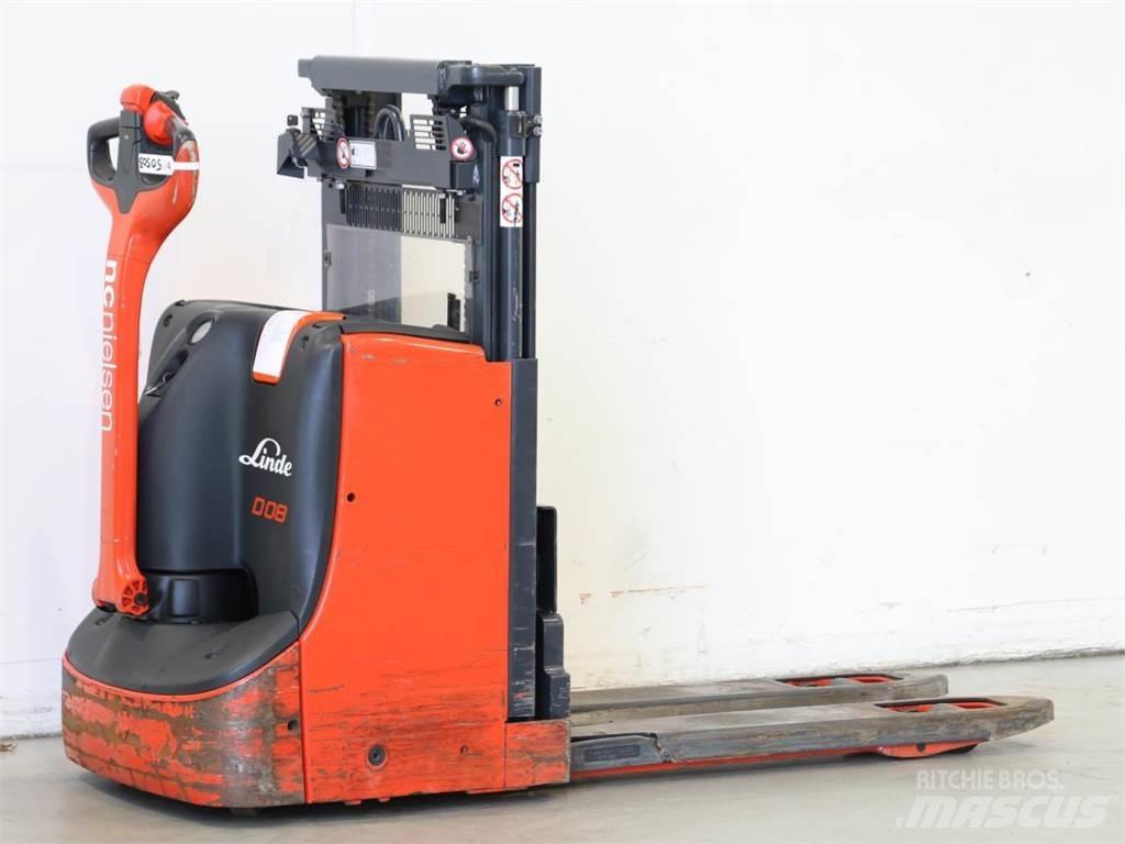Linde D08/1160 Käyden ajettavat pinoamistrukit