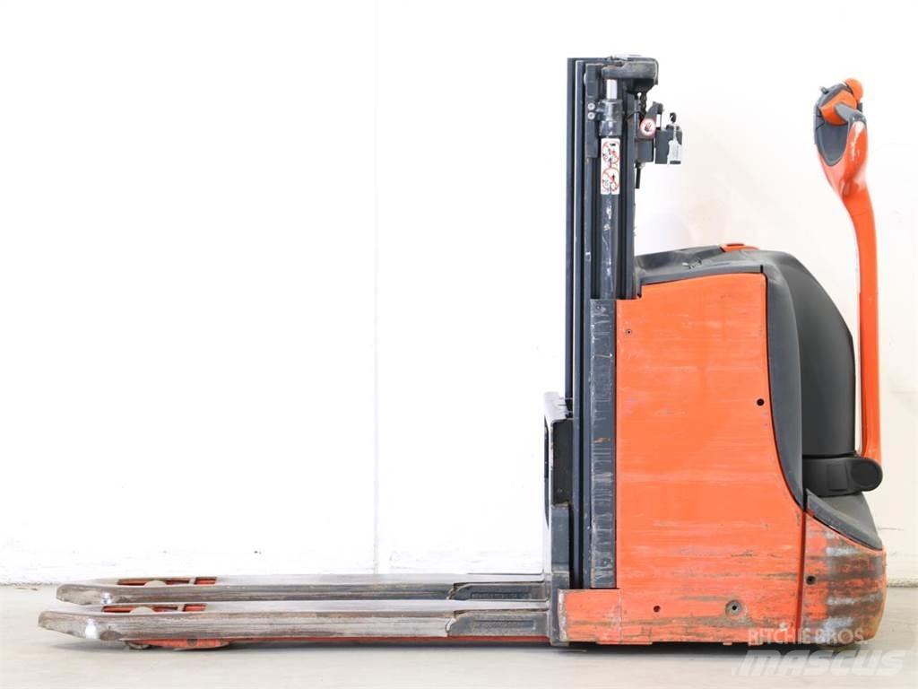 Linde D08/1160-00 Käyden ajettavat pinoamistrukit