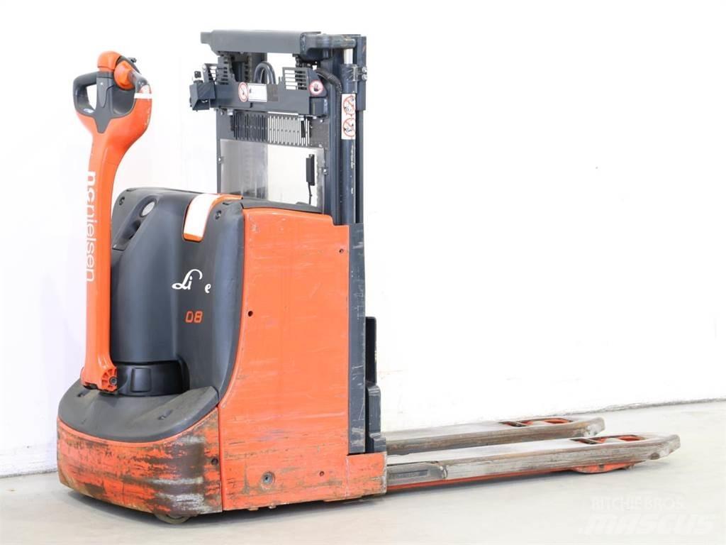 Linde D08/1160-00 Käyden ajettavat pinoamistrukit