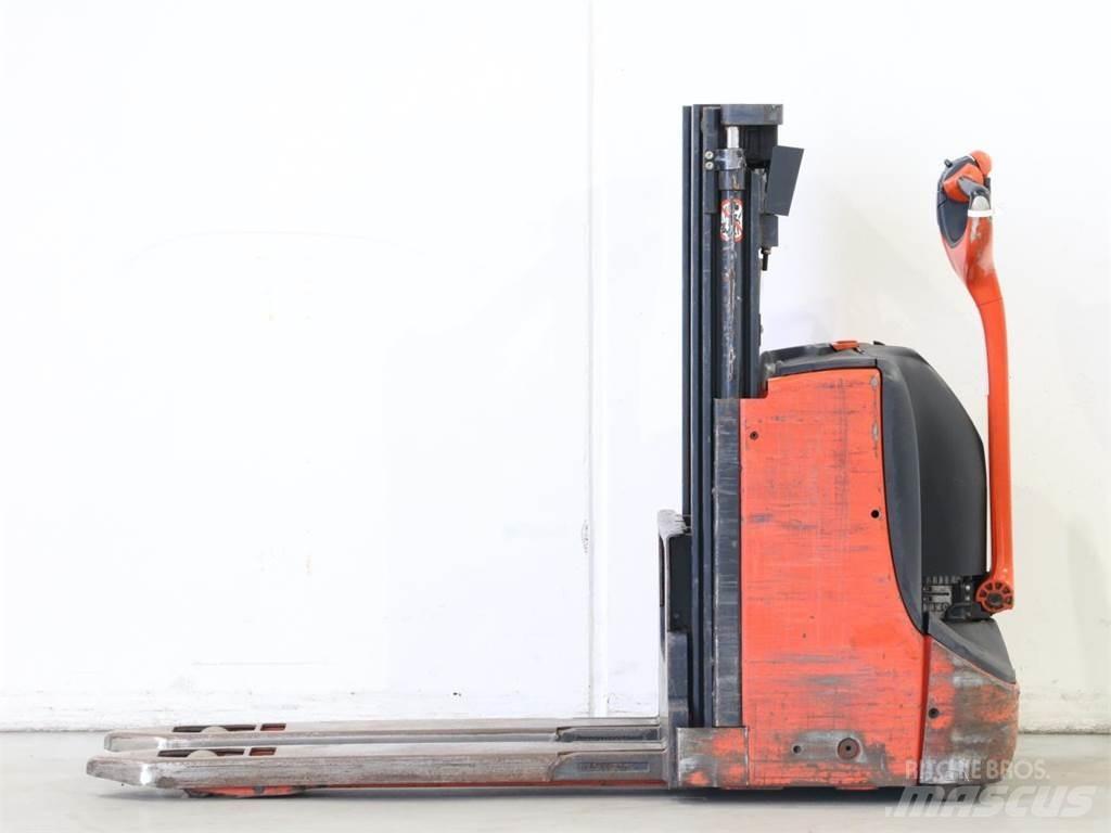 Linde D08/1160-00 Käyden ajettavat pinoamistrukit