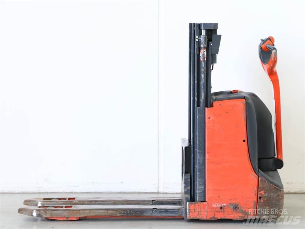 Linde D08/1160-00 Käyden ajettavat pinoamistrukit
