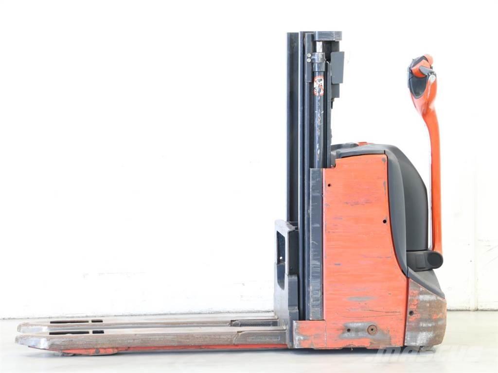 Linde D08/1160-00 Käyden ajettavat pinoamistrukit