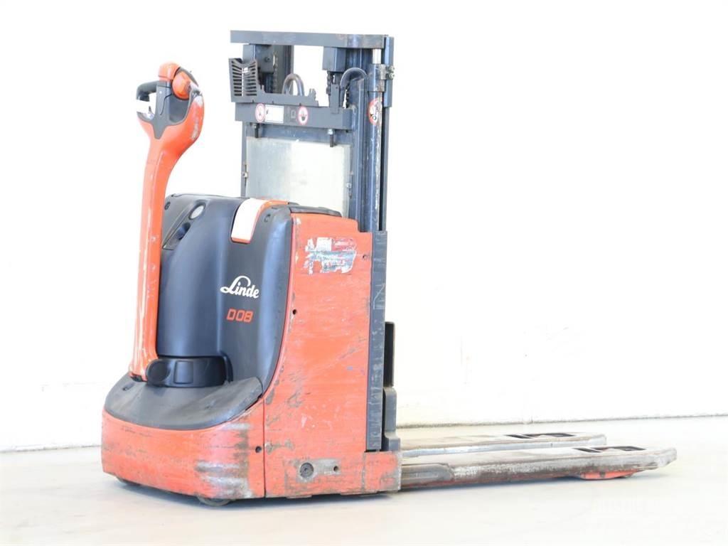 Linde D08/1160-00 Käyden ajettavat pinoamistrukit