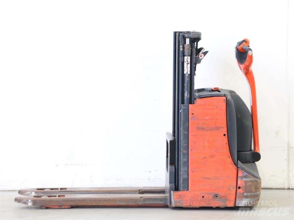 Linde D08/1160-00 Käyden ajettavat pinoamistrukit