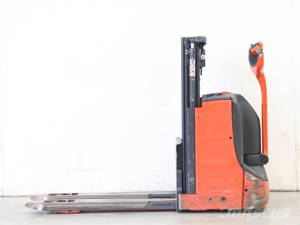 Linde D08/1160-00 Käyden ajettavat pinoamistrukit