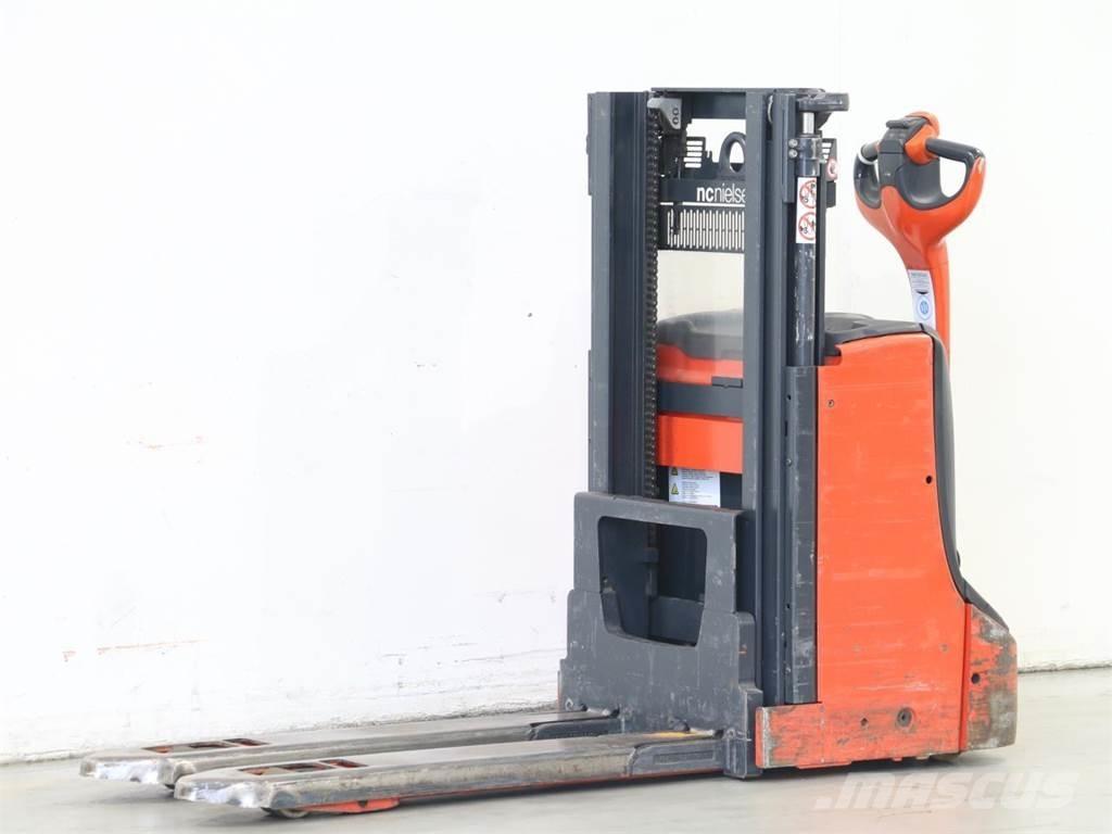 Linde D08/1160-00 Käyden ajettavat pinoamistrukit
