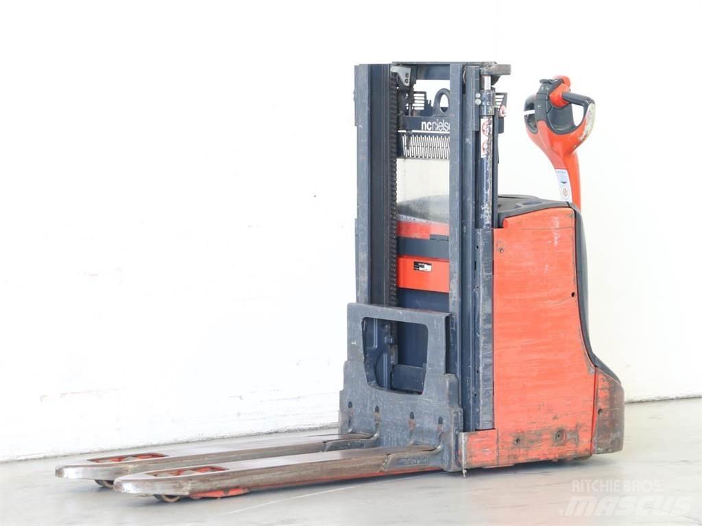 Linde D08/1160-00 Käyden ajettavat pinoamistrukit