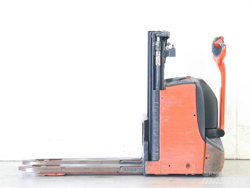 Linde D08/1160-00 Käyden ajettavat pinoamistrukit
