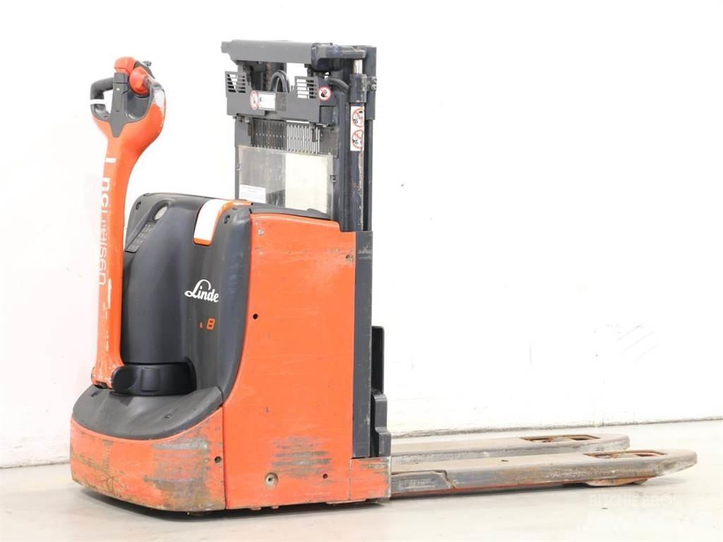 Linde D08/1160-00 Käyden ajettavat pinoamistrukit