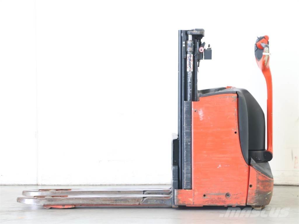 Linde D08/1160-00 Käyden ajettavat pinoamistrukit