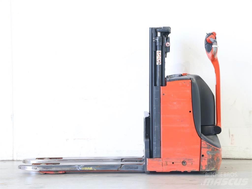 Linde D08/1160-00 Käyden ajettavat pinoamistrukit