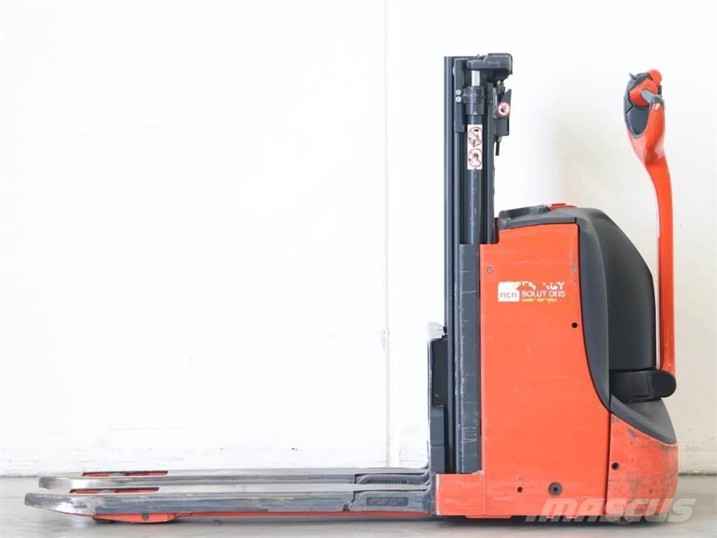 Linde D08/1160-01 Käyden ajettavat pinoamistrukit