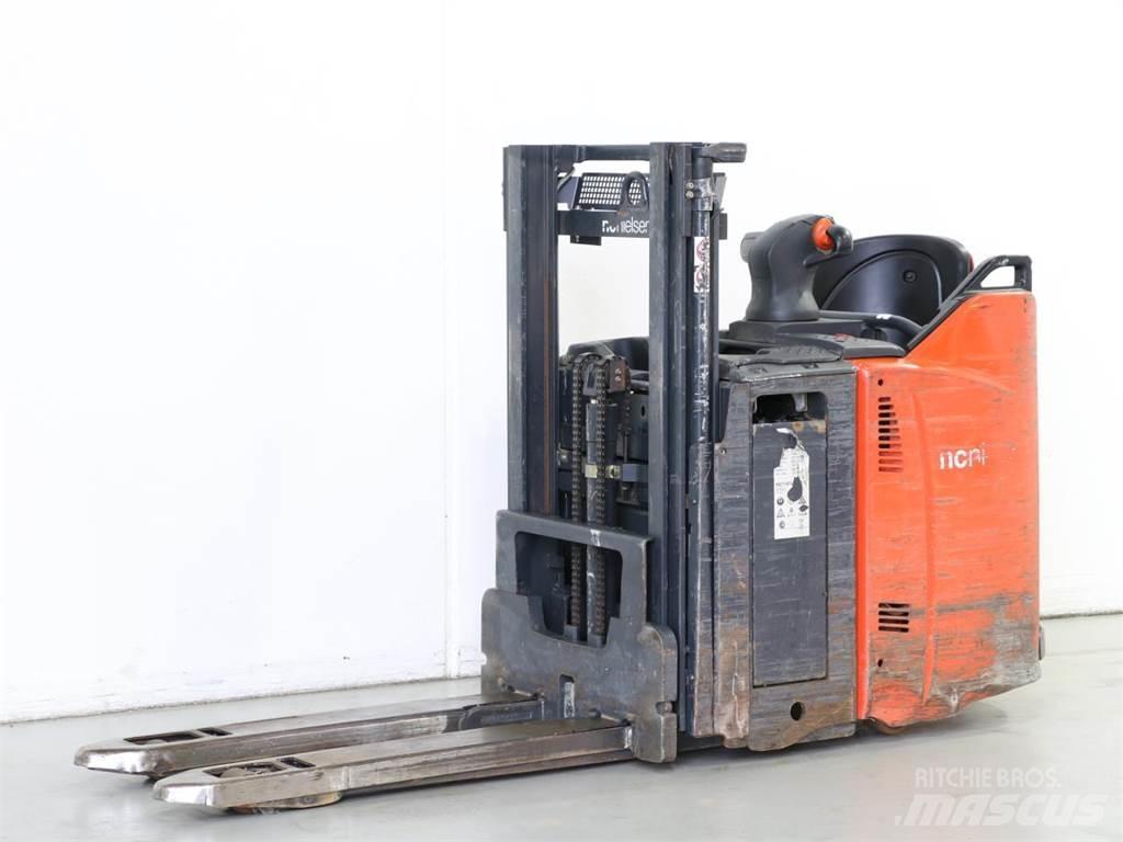 Linde D12HPSP/133 Käyden ajettavat pinoamistrukit