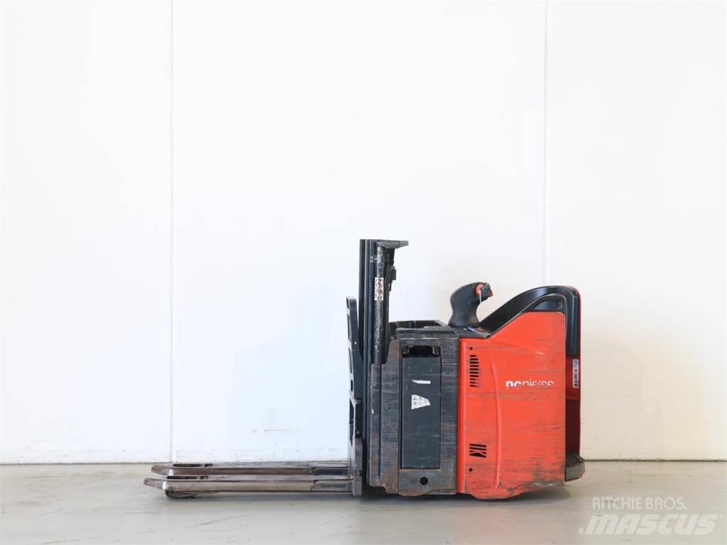 Linde D12SP/133 Käyden ajettavat pinoamistrukit