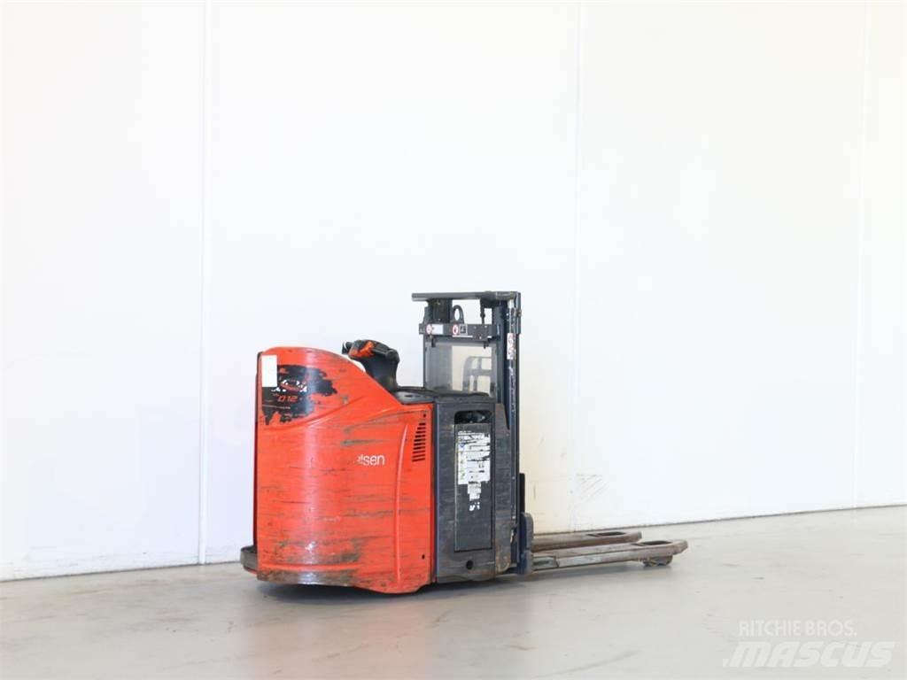 Linde D12SP/133 Käyden ajettavat pinoamistrukit