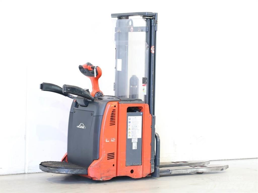 Linde L12AP/133 Käyden ajettavat pinoamistrukit