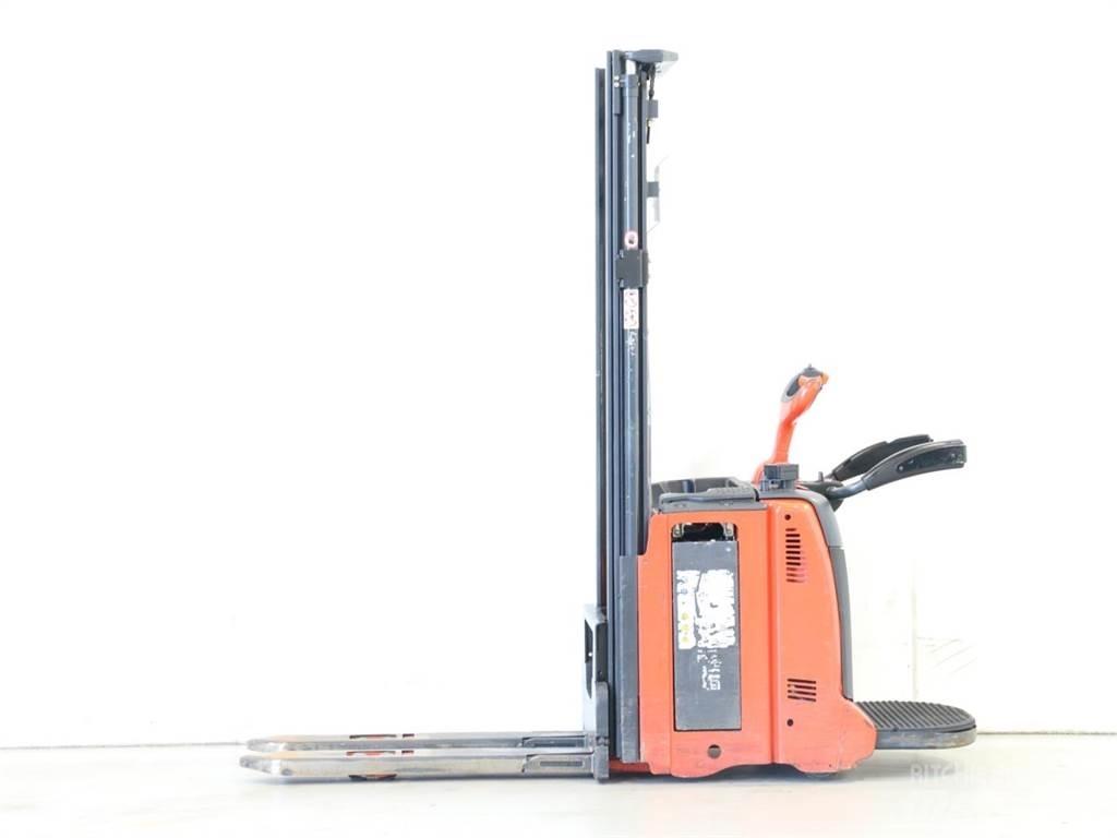Linde L12AP/133-00 Käyden ajettavat pinoamistrukit