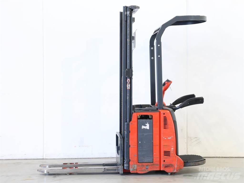 Linde L12AP/133-00 Käyden ajettavat pinoamistrukit