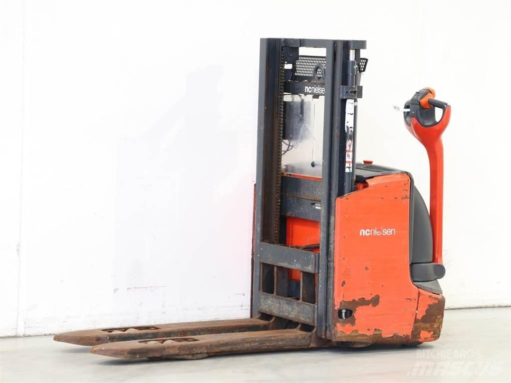 Linde L12I/1172 Käyden ajettavat pinoamistrukit
