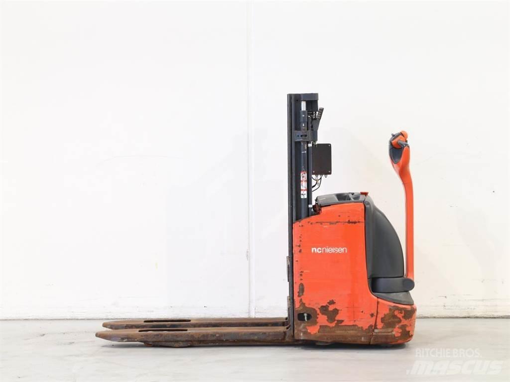 Linde L12I/1172 Käyden ajettavat pinoamistrukit