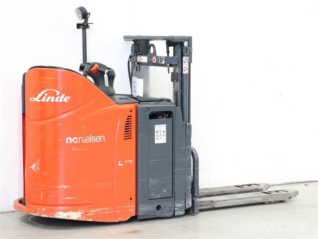Linde L12LSP/133 Käyden ajettavat pinoamistrukit