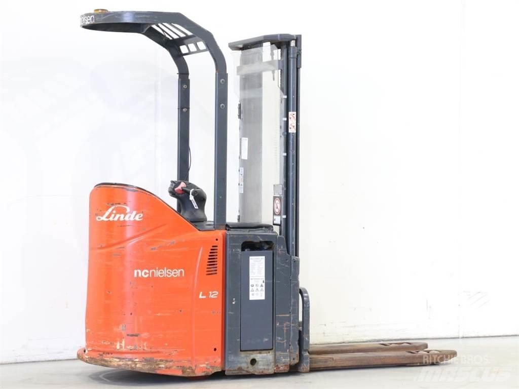 Linde L12LSP/133 Käyden ajettavat pinoamistrukit