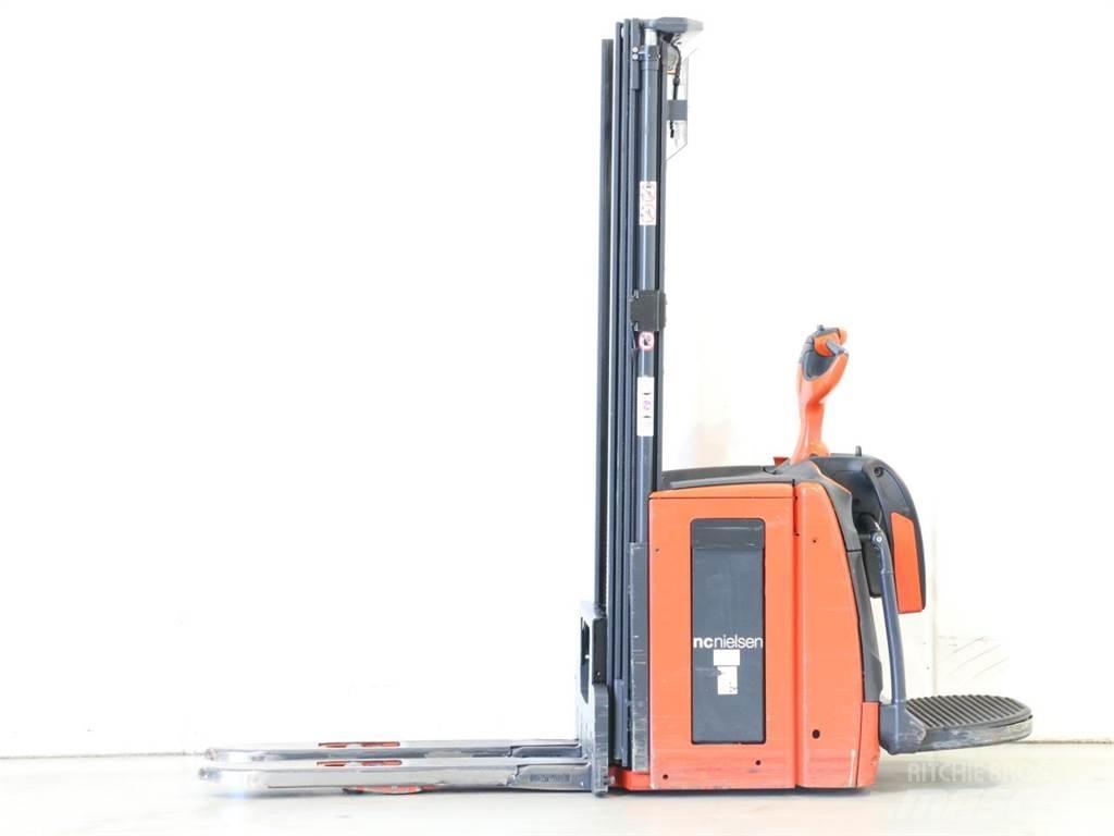 Linde L14AP/1173 Käyden ajettavat pinoamistrukit