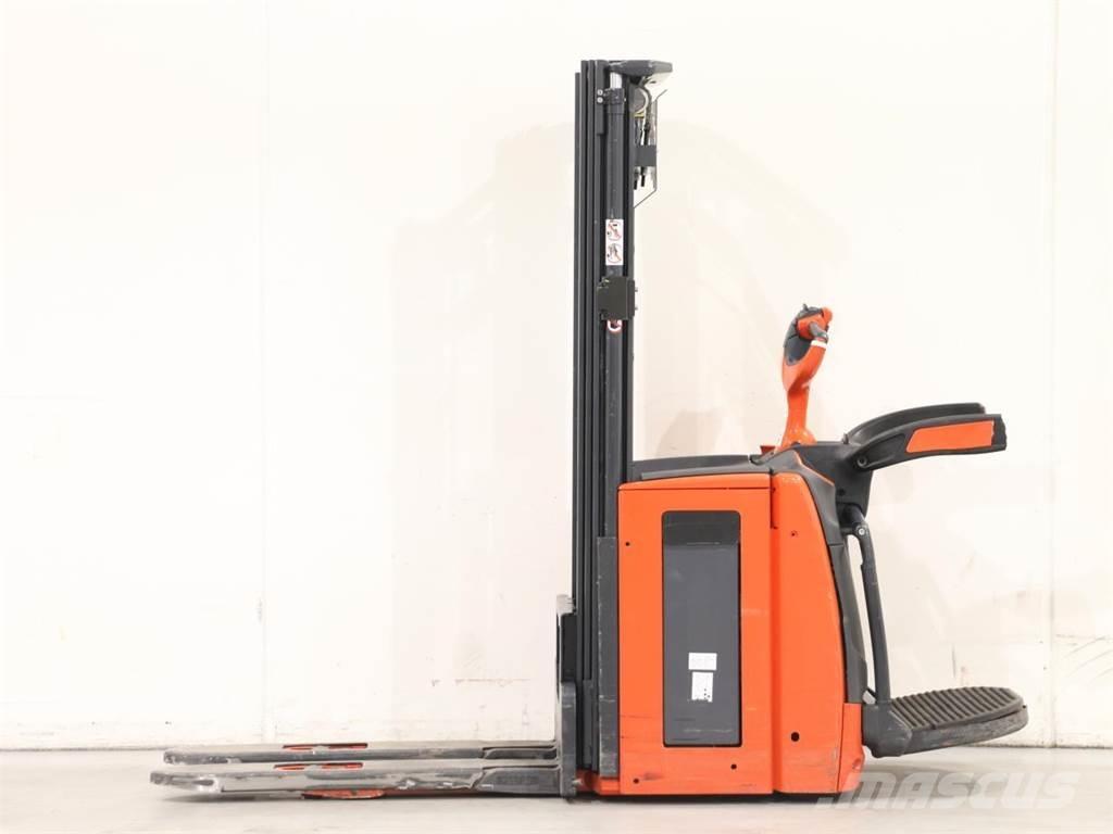 Linde L14AP/1173 Käyden ajettavat pinoamistrukit