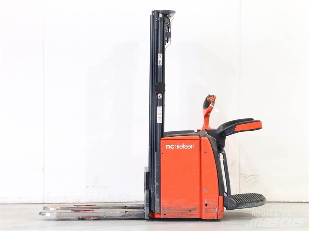 Linde L14AP/1173-00 Käyden ajettavat pinoamistrukit