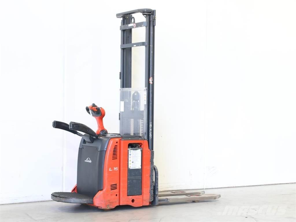 Linde L14AP/133 Käyden ajettavat pinoamistrukit
