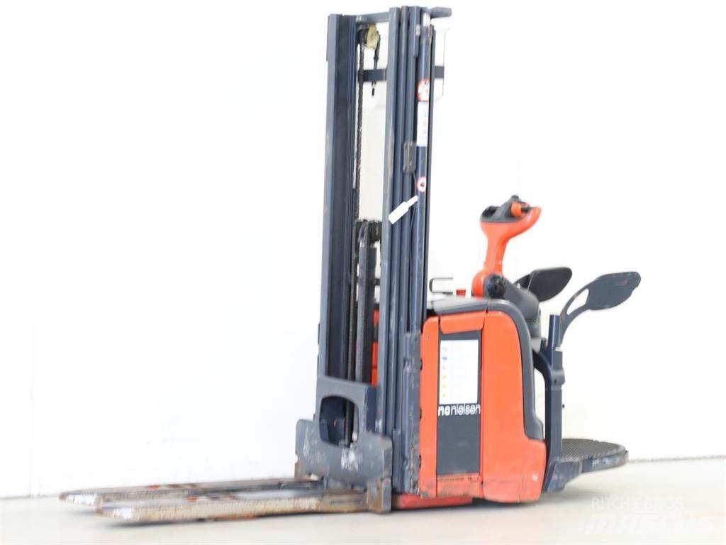 Linde L14API/372 Käyden ajettavat pinoamistrukit