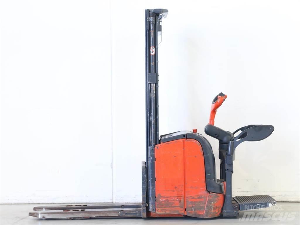 Linde L14API/372 Käyden ajettavat pinoamistrukit