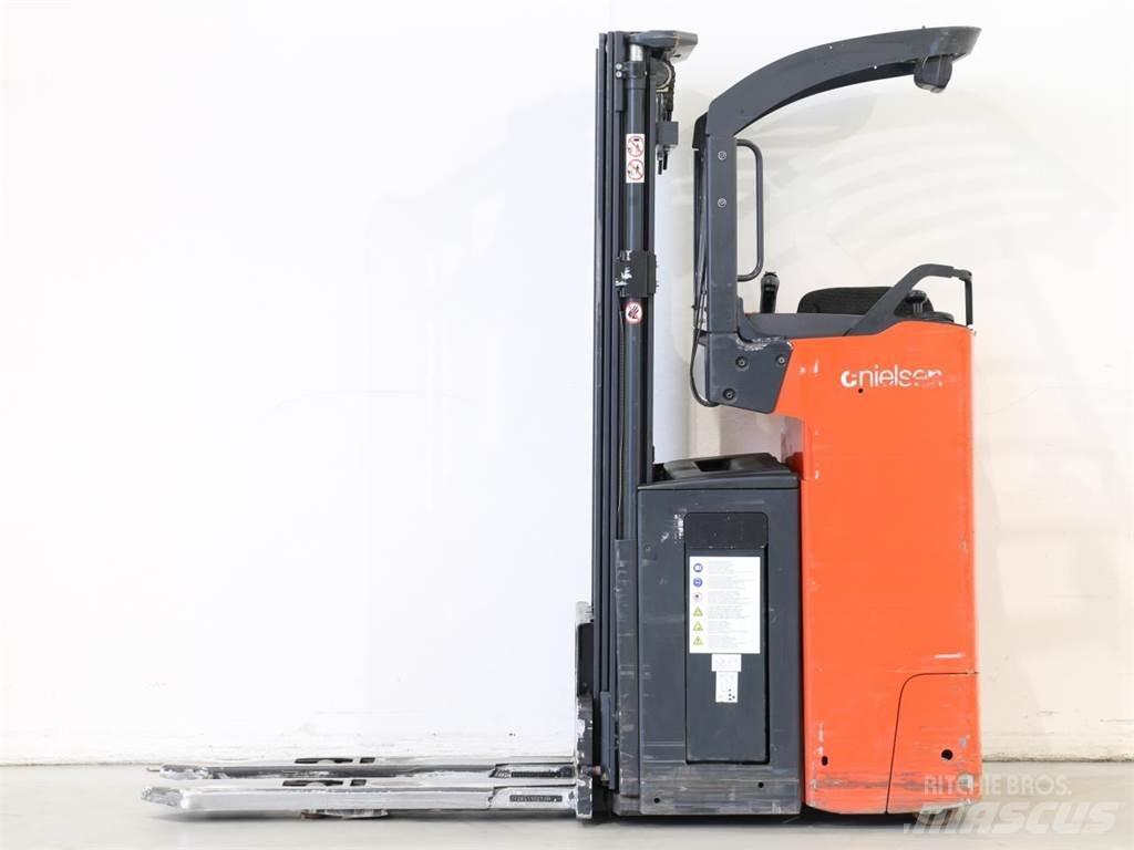 Linde L14R/1174-00 Käyden ajettavat pinoamistrukit
