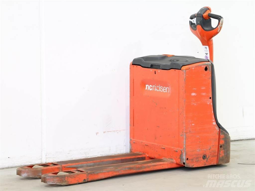 Linde T16/1152 Käyden ajettavat pinoamistrukit
