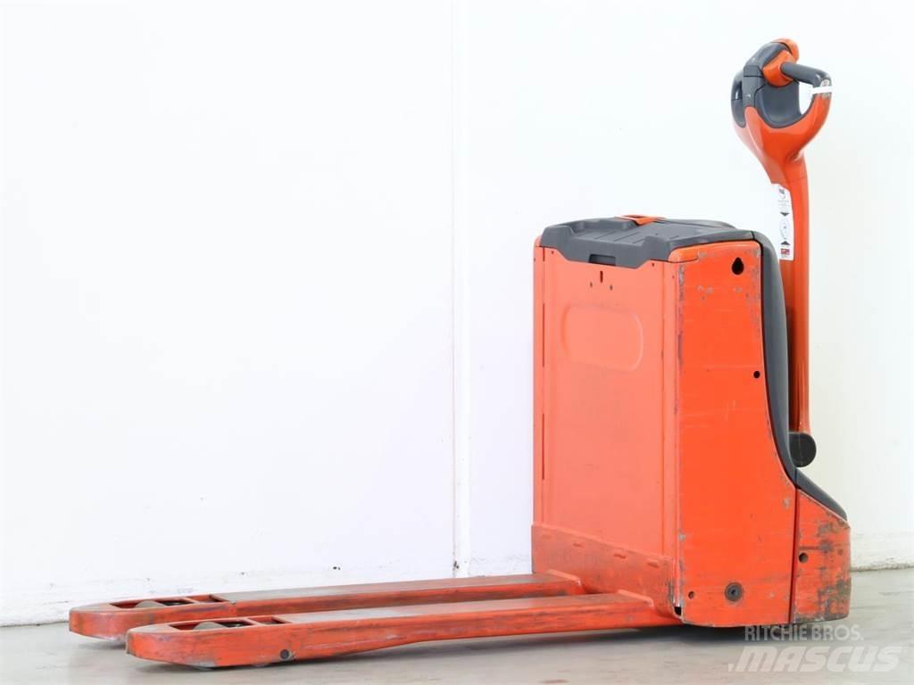 Linde T16/1152 Käyden ajettavat pinoamistrukit