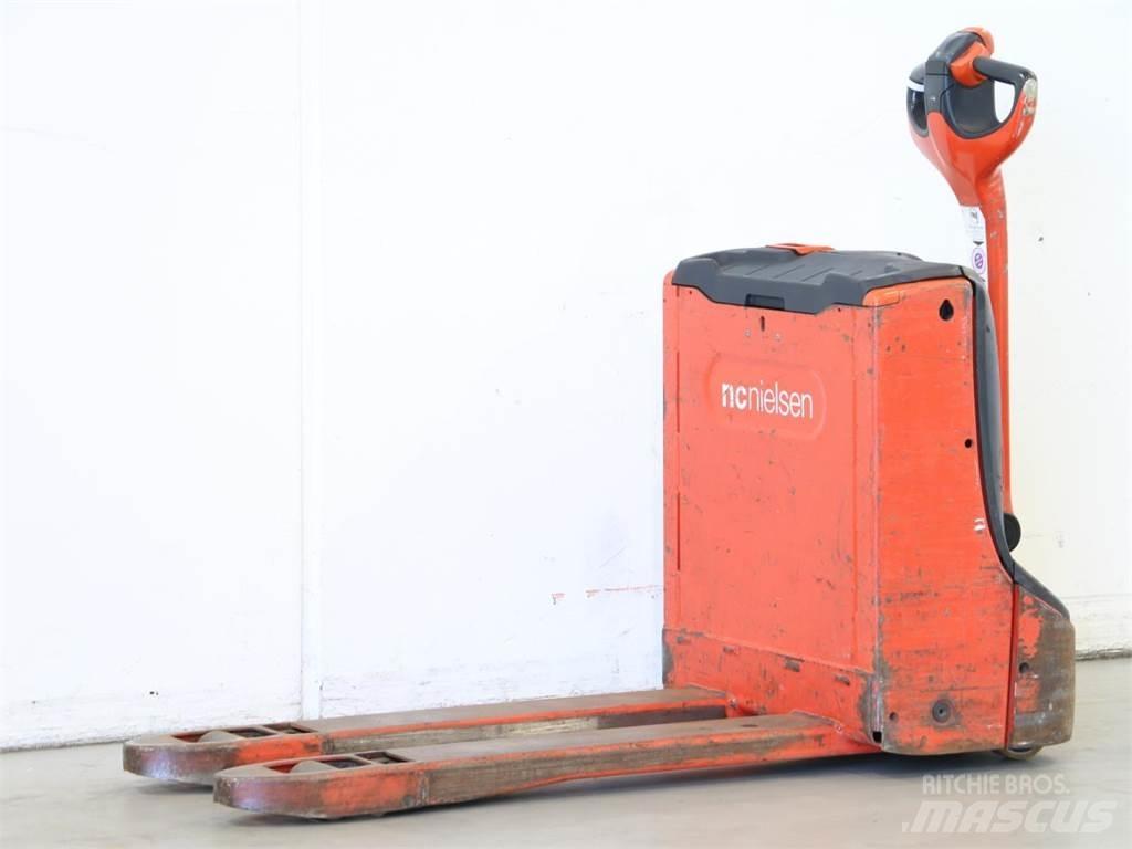 Linde T16/1152 Käyden ajettavat pinoamistrukit