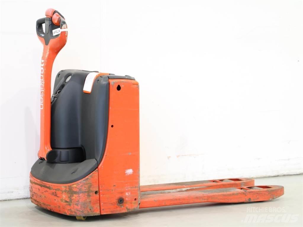 Linde T16/1152 Käyden ajettavat pinoamistrukit