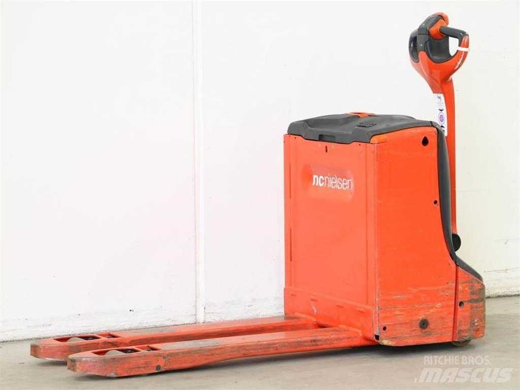 Linde T16/1152 Käyden ajettavat pinoamistrukit