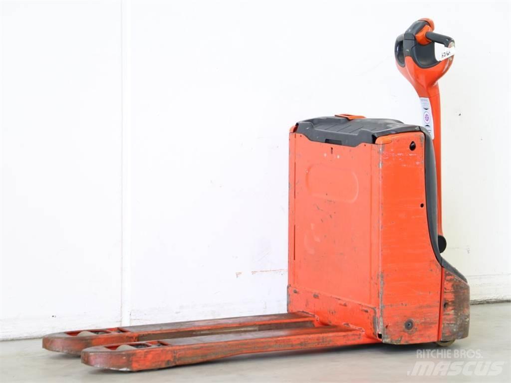 Linde T16/1152 Käyden ajettavat pinoamistrukit