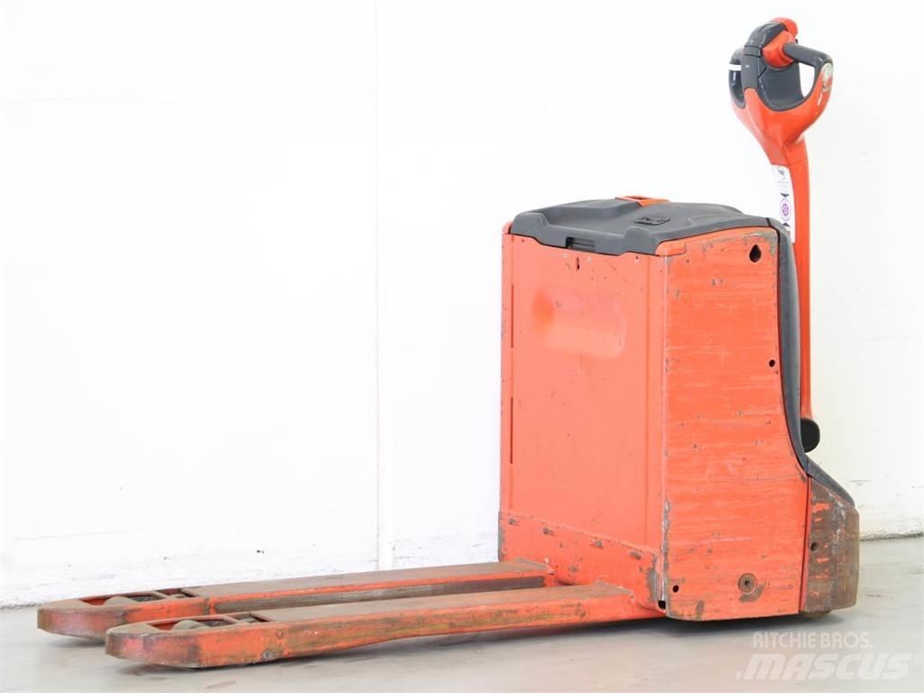 Linde T16/1152 Käyden ajettavat pinoamistrukit