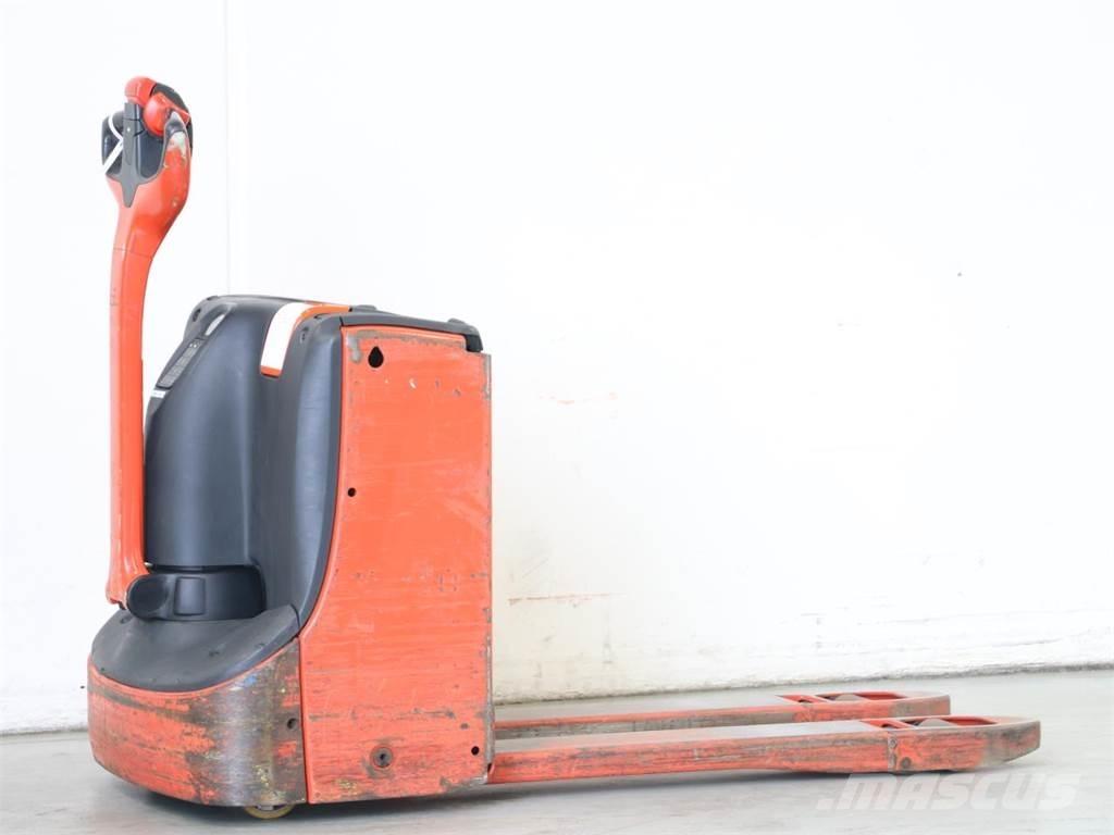 Linde T16/1152 Käyden ajettavat pinoamistrukit