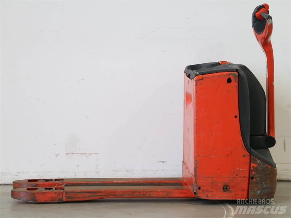 Linde T16/1152 Käyden ajettavat pinoamistrukit