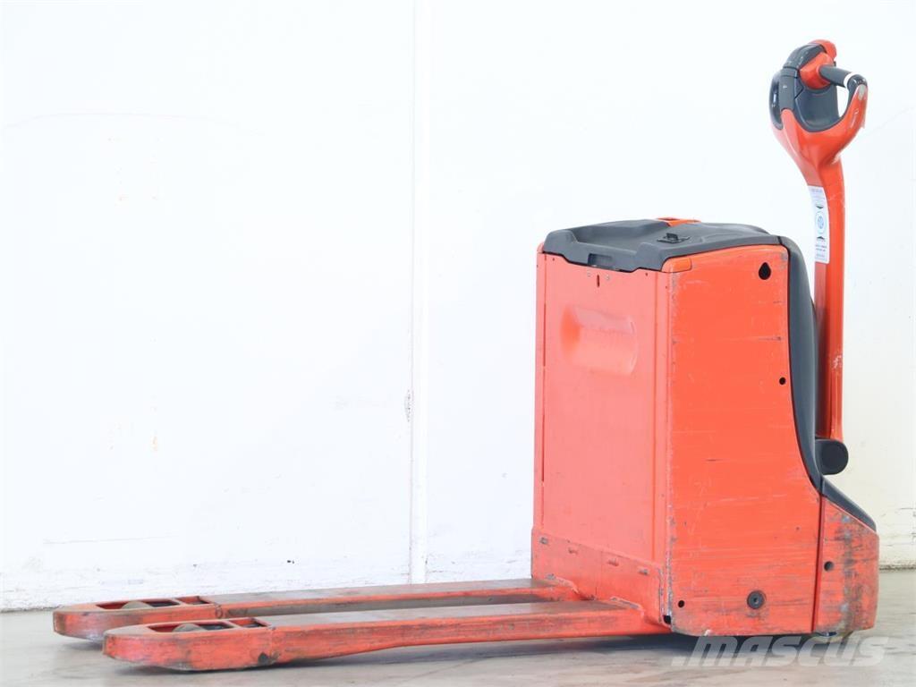 Linde T16/1152 Käyden ajettavat pinoamistrukit